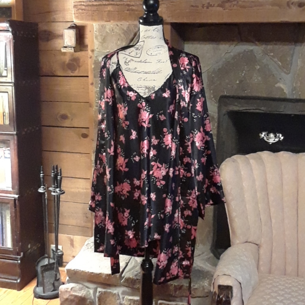 Robe & gown set by Karen Stuart